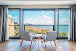 Homie Suites - Newly Built Seaside Apartments on Bakırköy Shore